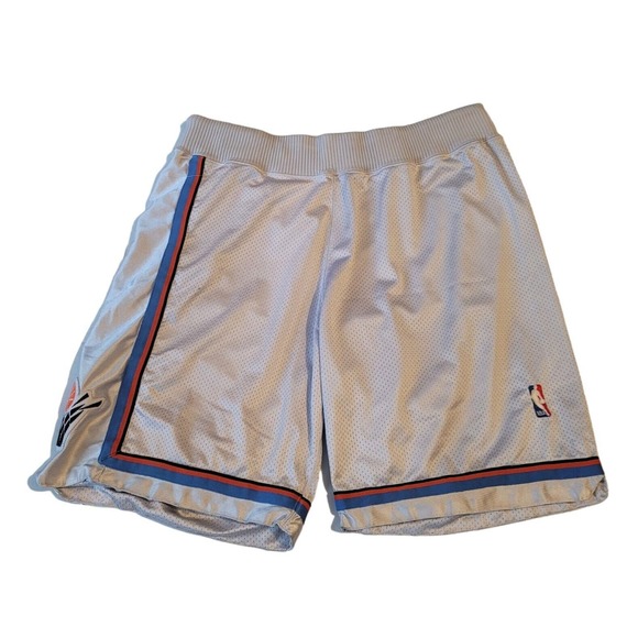 Vintage Cleveland Cavaliers Basketball Shorts Size 40 White Puma NBA W Flaws - Picture 2 of 16